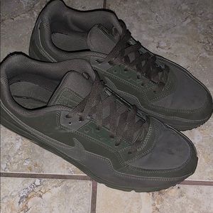 Nike AirMax camo green 9/10